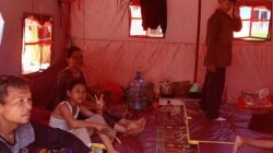 BPBD bantu korban tanah bergerak Bantargadung Sukabumi tetap puasa